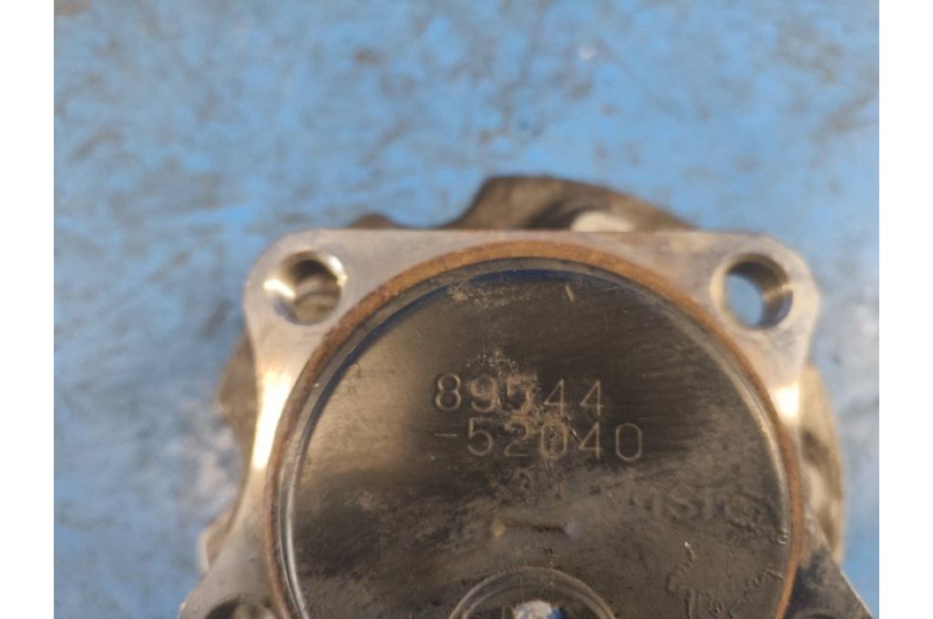 42450-42040 | Piasta tyl. praw. LEXUS HS250H (ANF10) 09-12 (375136) - Zdjęcie 4