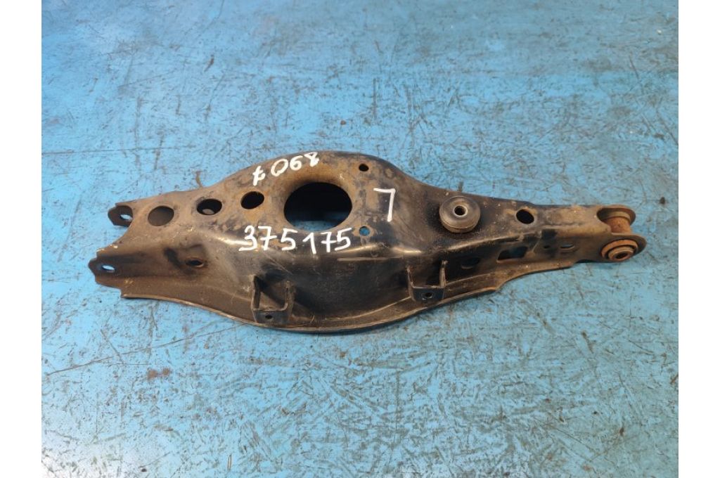 48740-75010 | Poprzeczne ramię tylnego zawieszenia lew. LEXUS HS250H (ANF10) 09-12 (375175)