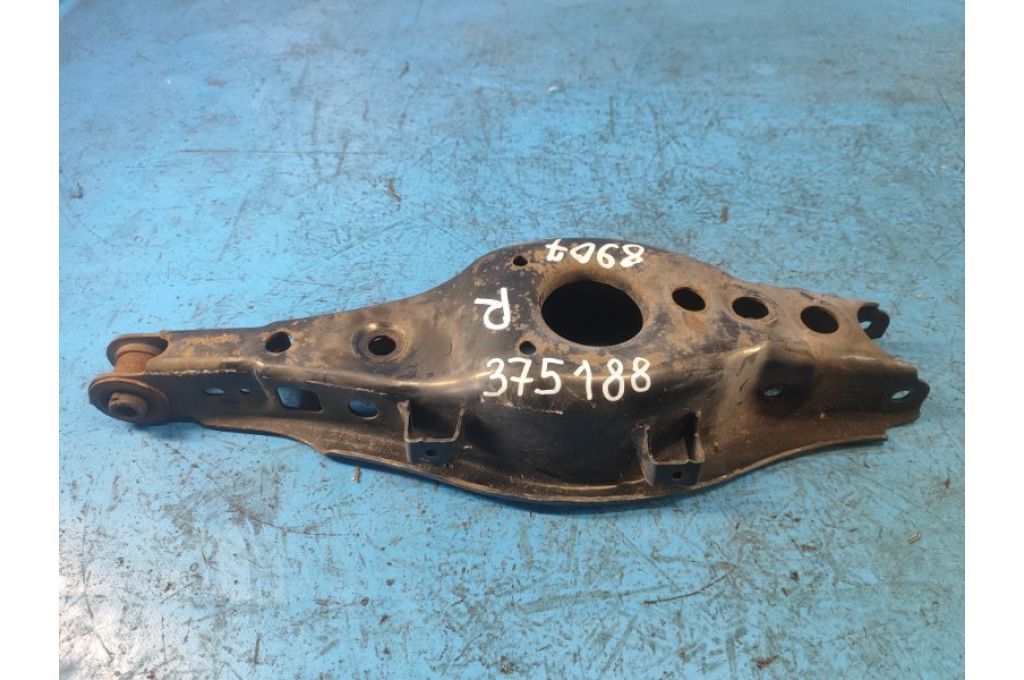 48730-75010 | Dolne poprzeczne ramię tylnego zawieszenia praw. LEXUS HS250H (ANF10) 09-12 (375188)