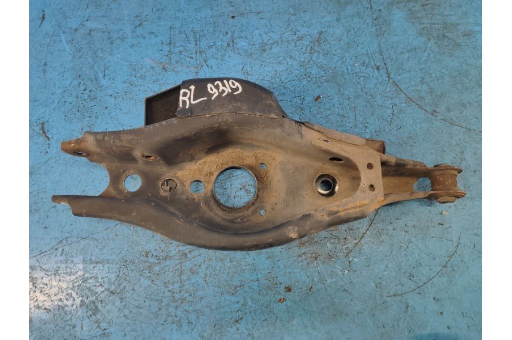 48740-75010 | Dolne poprzeczne ramię tylnego zawieszenia lew. LEXUS CT200 11-17 (375612) - Zdjęcie 4