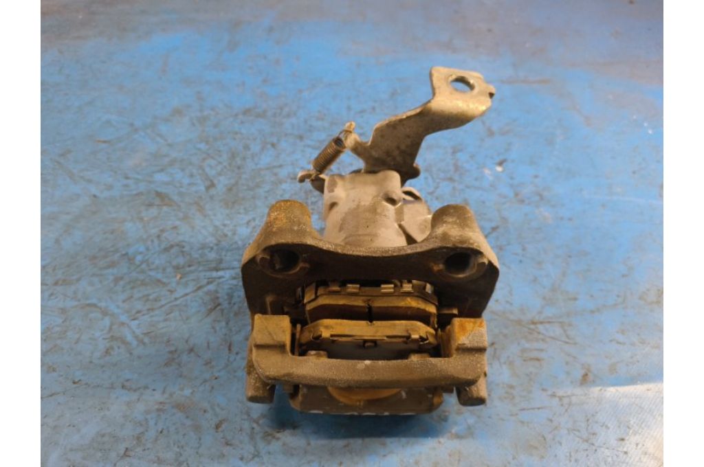 47850-12240 | Zacisk hamulcowy tyl. lew. LEXUS CT200 11-17 (375655) - Zdjęcie 8