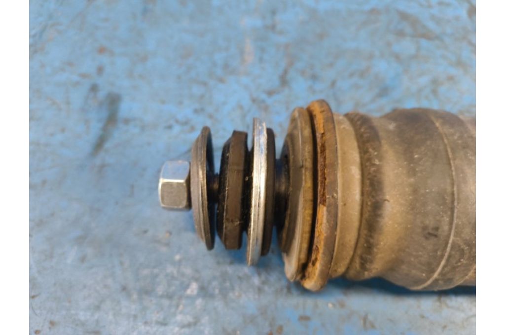 48530-80533 | Amortyzator tyl. TOYOTA PRIUS - 30 09-17 (375709) - Zdjęcie 3