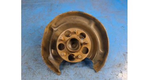Piasta tyl. lew. LEXUS CT200 11-17