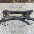 46700-57L00 | Belka tylnego zawieszenia SUZUKI KIZASHI 09-14 (362563)