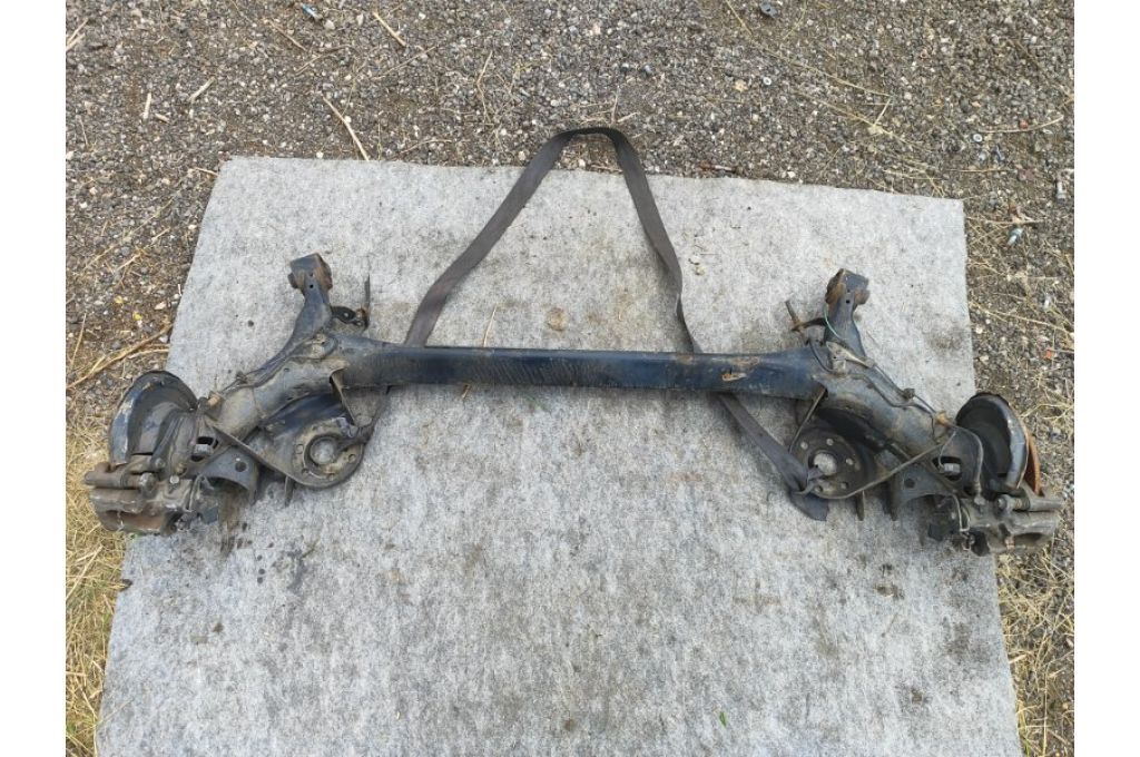 42101-12171 | Belka tylnego zawieszenia TOYOTA PRIUS - 30 09-17 (362574)
