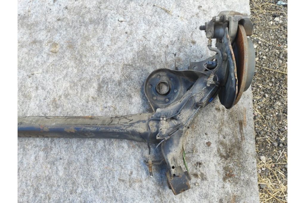 4210164010 | Belka tylnego zawieszenia TOYOTA PRIUS PLUS 11-14 (362570) - Zdjęcie 3
