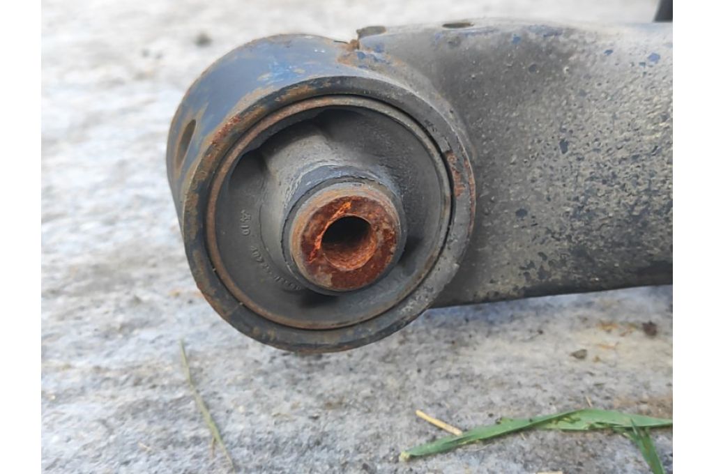 4210164010 | Belka tylnego zawieszenia TOYOTA PRIUS PLUS 11-14 (362570) - Zdjęcie 6