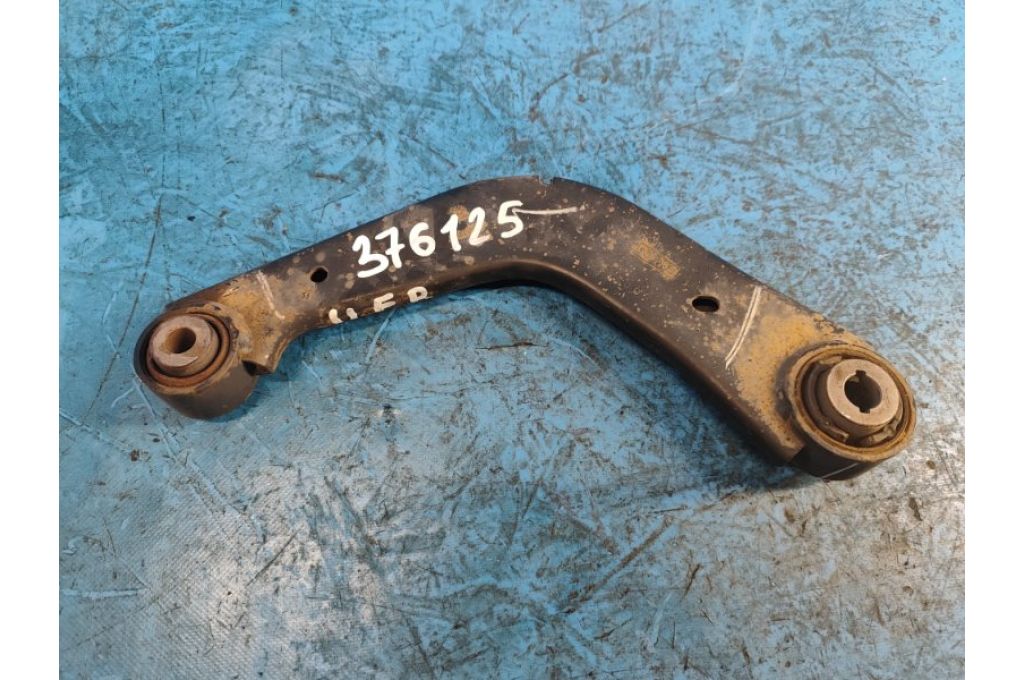 DG9Z-5500-A | Górne poprzeczne ramię tylnego zawieszenia praw. FORD FUSION 14- (376125)