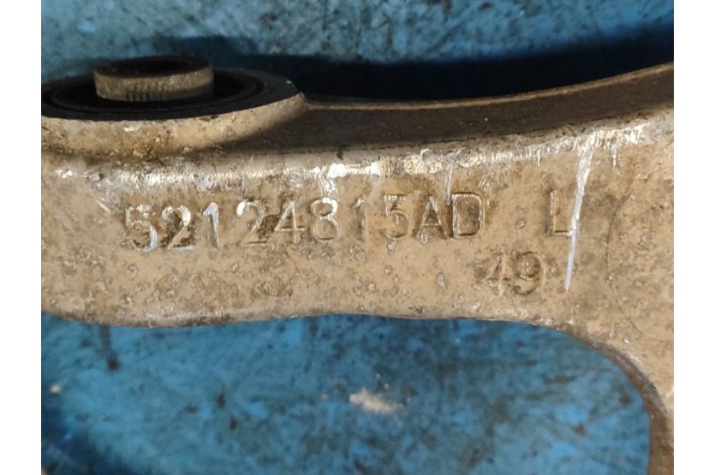 52124 811AG | Dolne poprzeczne ramię tylnego zawieszenia lew. JEEP GRAND CHEROKEE 11-22 (376283) - Zdjęcie 2