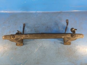 Wzmacniacz przedniego zderzaka BMW X5 (E70) 07-13