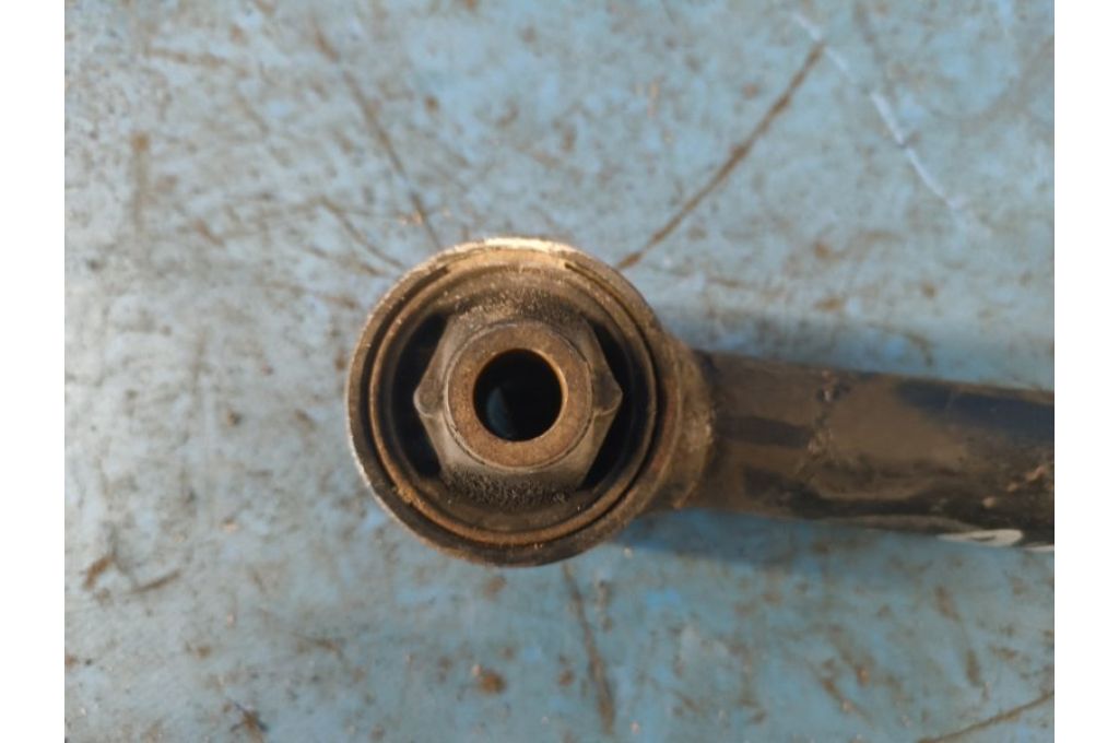 4871048070 | Poprzeczne ramię tylnego zawieszenia praw. TOYOTA VENZA 09-16 (376964) - Zdjęcie 2