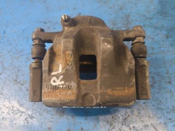 Zacisk hamulcowy przed. lew. SUZUKI GRAND VITARA 05-15