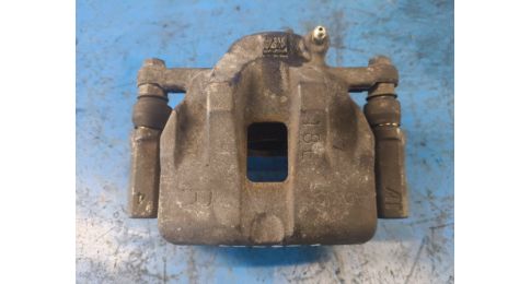 Zacisk hamulcowy przed. praw. SUZUKI GRAND VITARA 05-15 Zacisk hamulcowy przed. praw. SUZUKI GRAND VITARA 05-15