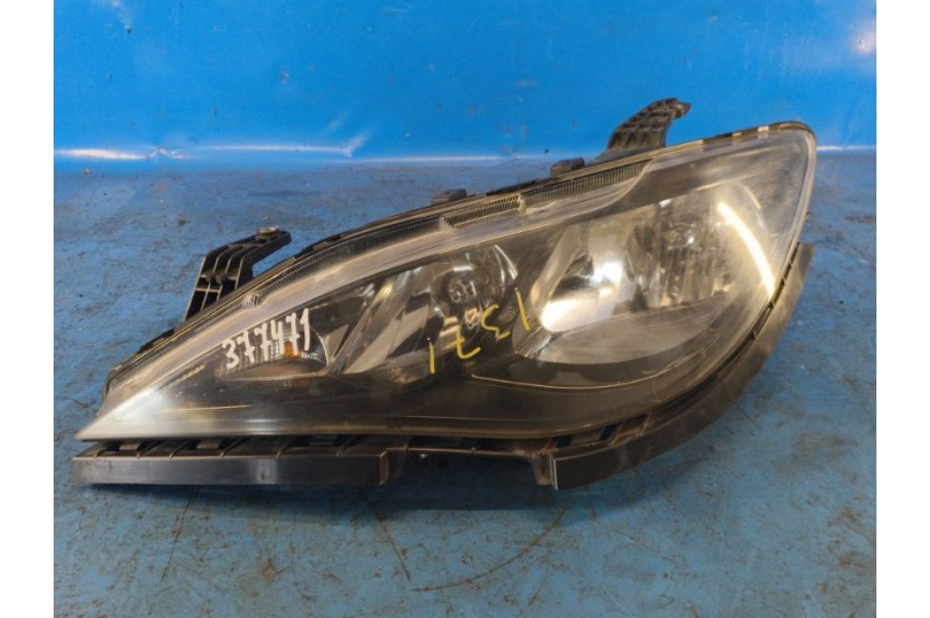68228945AB | Reflektor Lampa przednia lew. CHRYSLER PACIFICA 16-20 (377471)