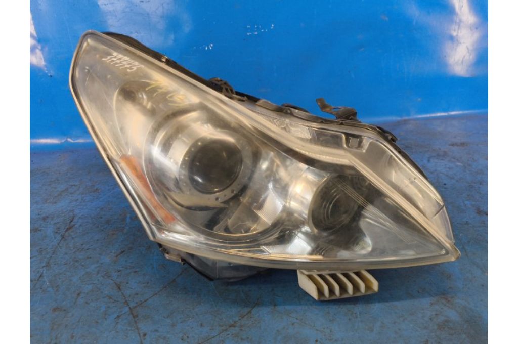 260101NM0A | Reflektor Lampa przednia praw. INFINITI G25/G35/G37/Q40 06-14 (377475)