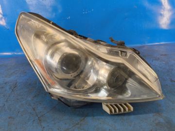Reflektor Lampa przednia praw. INFINITI G25/G35/G37/Q40 06-14