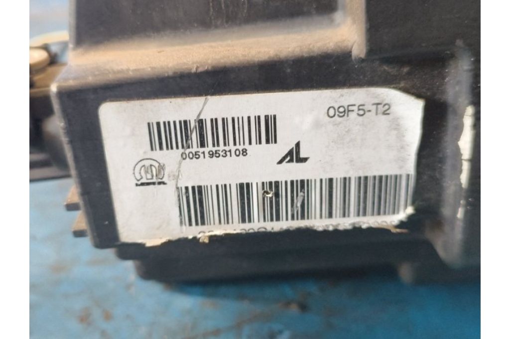 68256 567AA | Reflektor Lampa przednia praw. JEEP RENEGADE (BU) 14- (377489) - Zdjęcie 6
