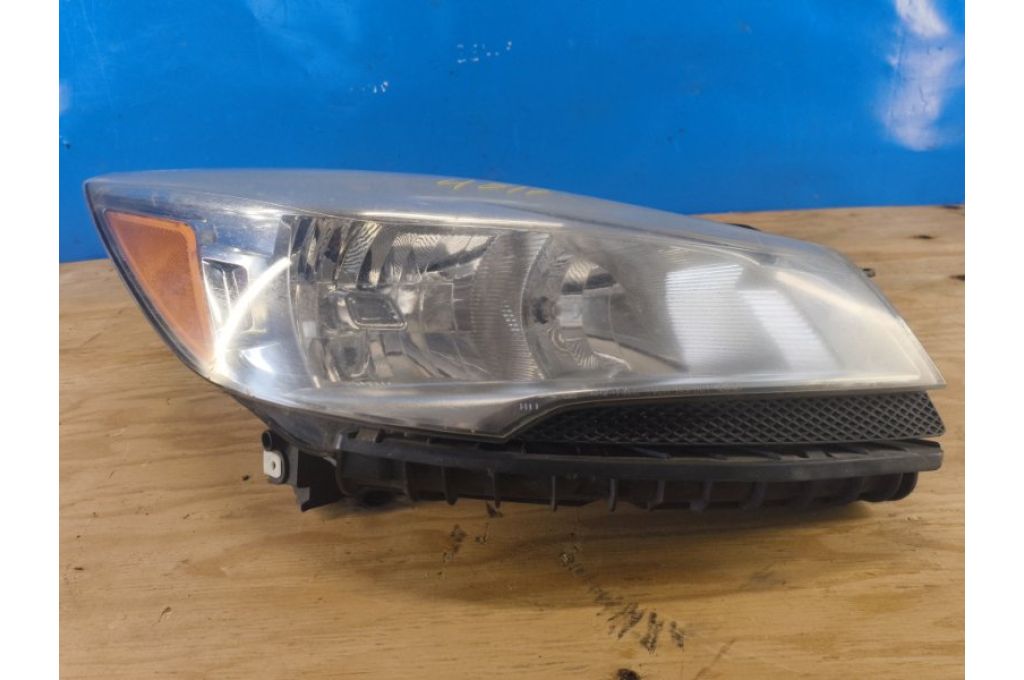 CJ5Z-13008-C | Reflektor Lampa przednia praw. FORD ESCAPE 12-19 (377537)