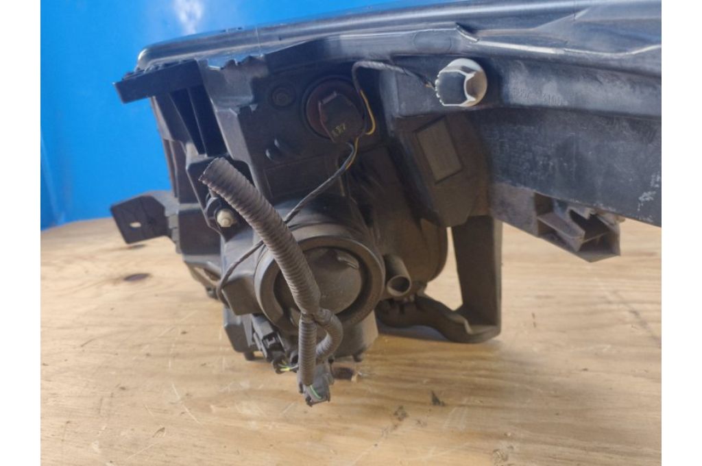 BB5Z-13008-J | Reflektor Lampa przednia praw. FORD EXPLORER 10-20 (377558) - Zdjęcie 6