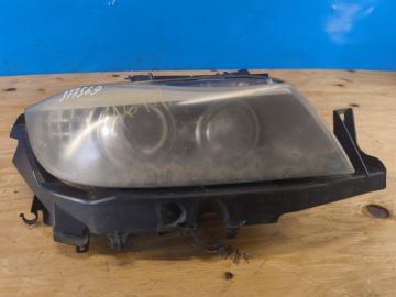 Reflektor Lampa przednia praw. BMW 3 SERIES (E90-E93) 2005–2014