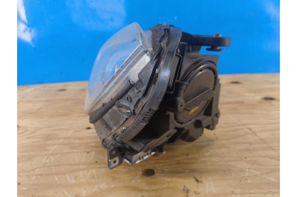 A2048204739 | Reflektor Lampa przednia lew. MERCEDES C-CLASS W204 07-14 (377587) - Zdjęcie 6