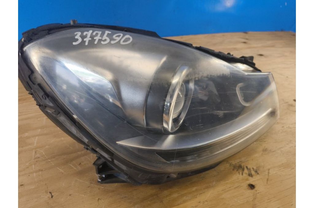 A2048204839 | Reflektor Lampa przednia praw. MERCEDES C-CLASS W204 07-14 (377590) - Zdjęcie 2