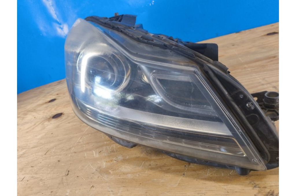 A2048204839 | Reflektor Lampa przednia praw. MERCEDES C-CLASS W204 07-14 (377590) - Zdjęcie 3