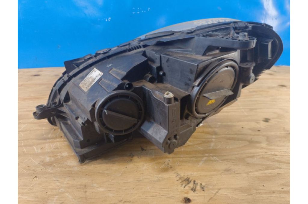 A2048204839 | Reflektor Lampa przednia praw. MERCEDES C-CLASS W204 07-14 (377590) - Zdjęcie 4