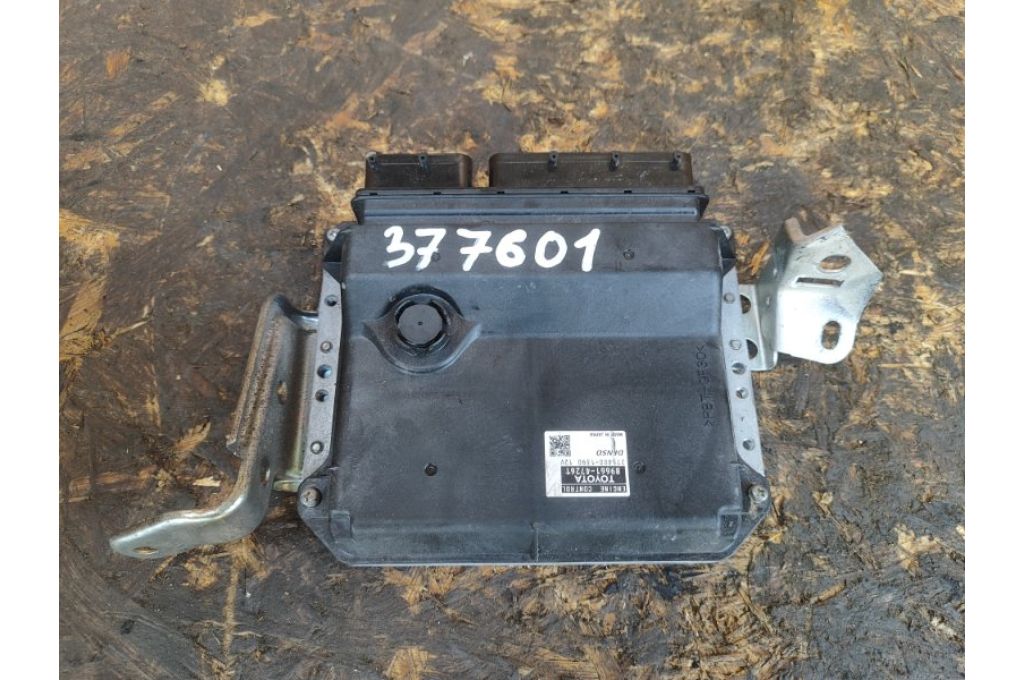 89661-47261 | Moduł sterowania silnikiem TOYOTA PRIUS - 30 09-17 (377601)