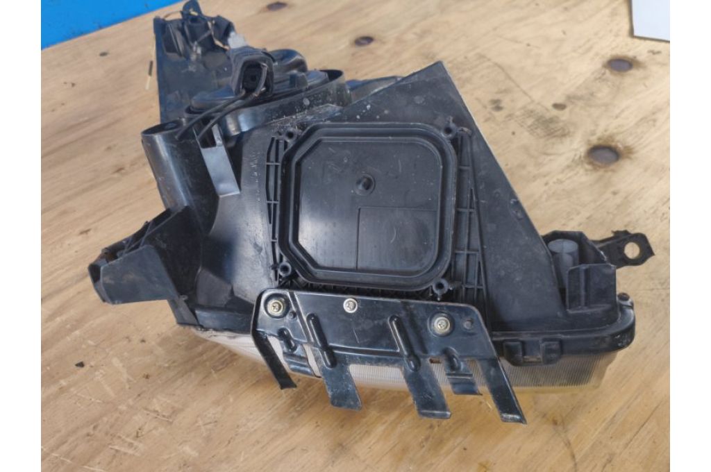 81185-47170 | Reflektor Lampa przednia lew. TOYOTA PRIUS - 20 03-11 (377609) - Zdjęcie 5