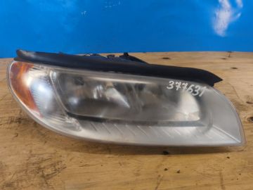 Reflektor Lampa przednia praw. VOLVO XC70 07-16