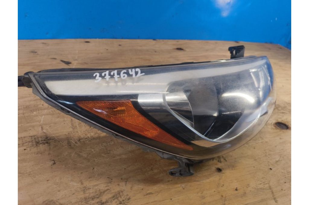 92102-1R710 | Reflektor Lampa przednia praw. HYUNDAI ACCENT RB 10- (377642) - Zdjęcie 3