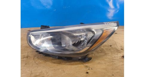 Reflektor Lampa przednia lew. HYUNDAI ACCENT RB 10- Reflektor Lampa przednia lew. HYUNDAI ACCENT RB 10-