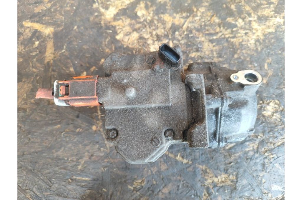 88370-47060 | Kompresor klimatyzacji TOYOTA PRIUS - 30 09-17 (377647) - Zdjęcie 2