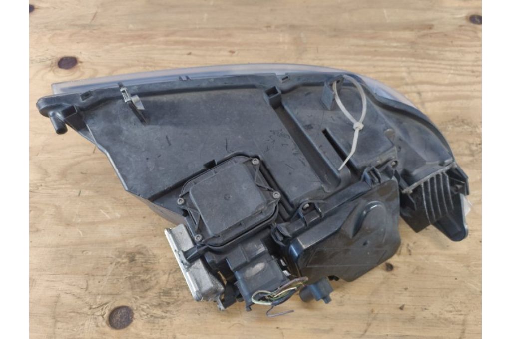 63117240245 | Reflektor Lampa przednia lew. BMW 3 SERIES (E90-E93) 2005–2014 (377656) - Zdjęcie 8