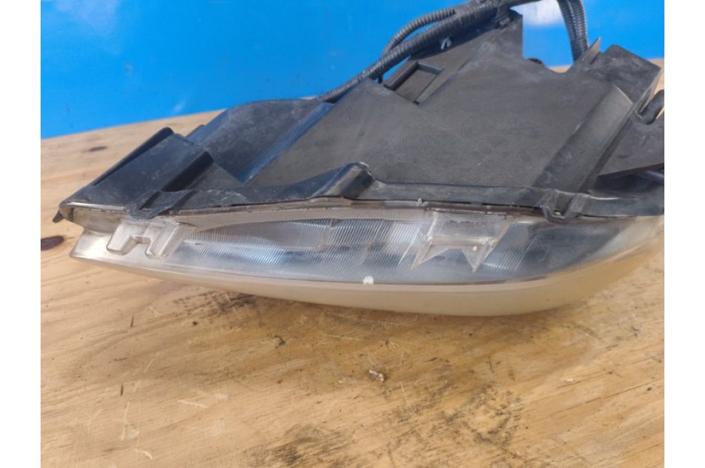 81130-47211 | Reflektor Lampa przednia praw. TOYOTA PRIUS - 30 09-17 (377658) - Zdjęcie 8