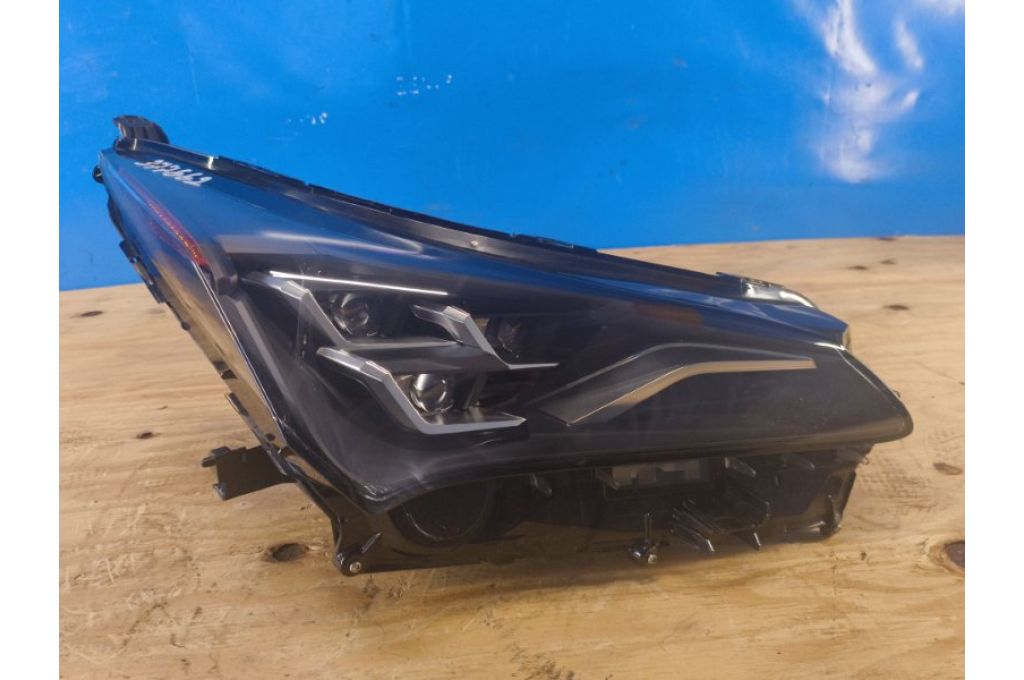 8114578250 | Reflektor Lampa przednia praw. LEXUS NX 14-21 (377662)
