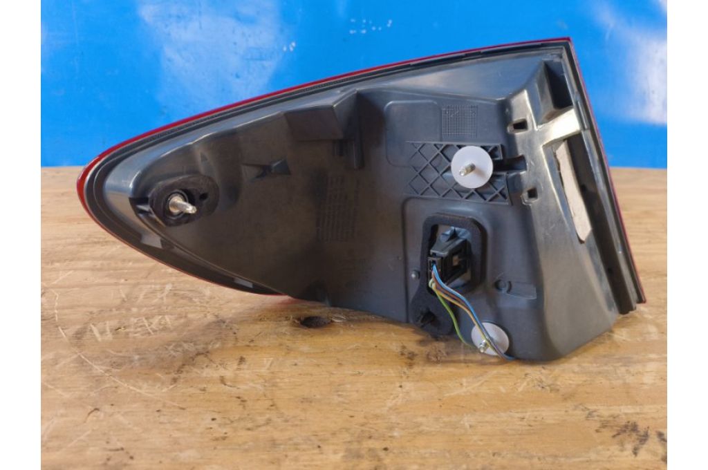 63217203232 | Lampa Tylna praw. BMW 5 SERIES (F10) 11-13 (377712) - Zdjęcie 4