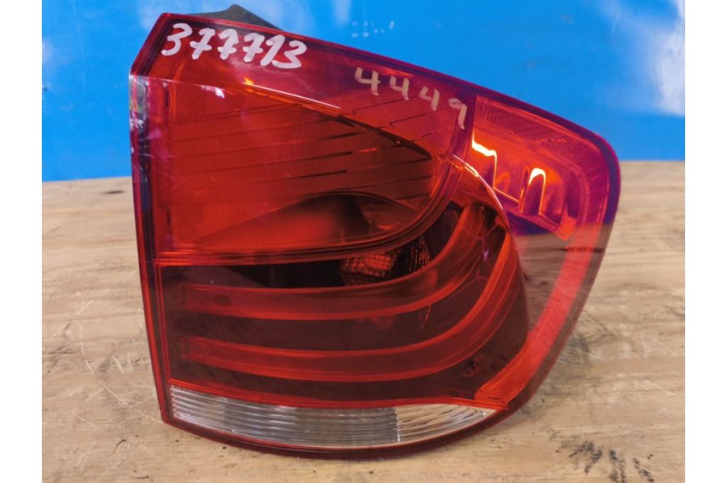63212990112 | Lampa Tylna praw. BMW X1 E84 09- (377713)