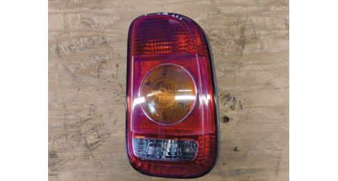 Lampa Tylna praw. MINI COOPER S CLUBMAN R55 05-14 Lampa Tylna praw. MINI COOPER S CLUBMAN R55 05-14