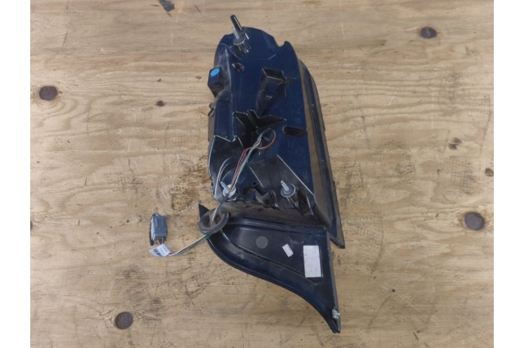 FR3Z-13405-G | Lampa Tylna lew. FORD MUSTANG 15- (377716) - Zdjęcie 7