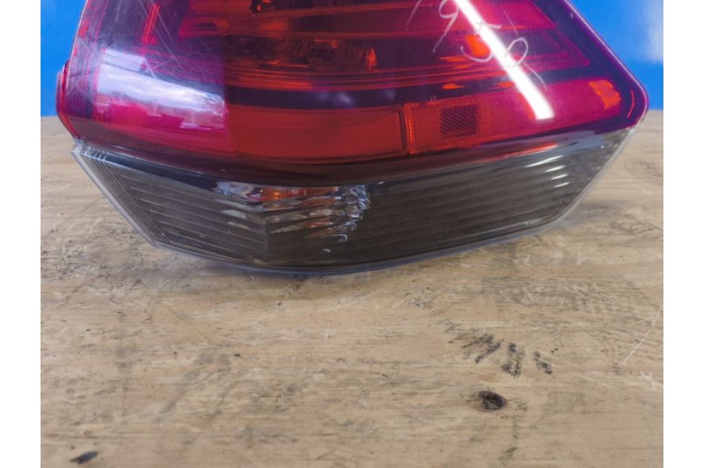 26550-6FL0A | Lampa Tylna praw. NISSAN X-TRAIL/ROGUE T32 13-20 (377720) - Zdjęcie 5