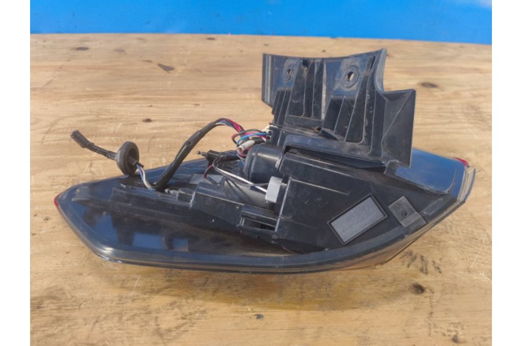 26550-6FL0A | Lampa Tylna praw. NISSAN X-TRAIL/ROGUE T32 13-20 (377720) - Zdjęcie 8