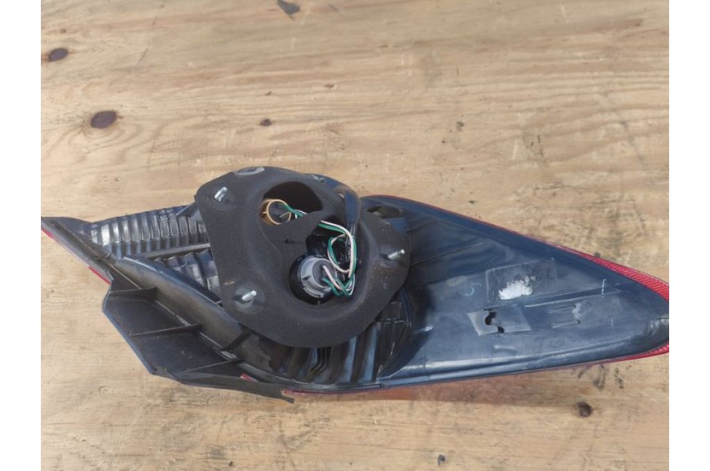 81550AC090 | Lampa Tylna praw. TOYOTA AVALON 05-12 (377723) - Zdjęcie 6