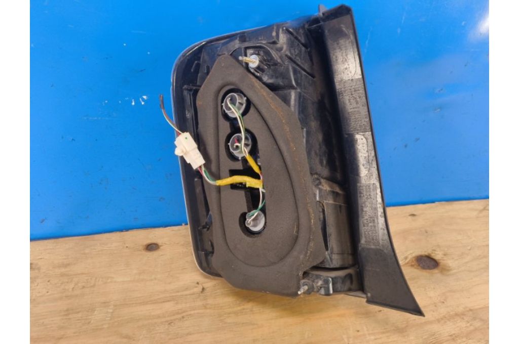 8155147100 | Lampa Tylna praw. TOYOTA PRIUS - 20 03-11 (377743) - Zdjęcie 4