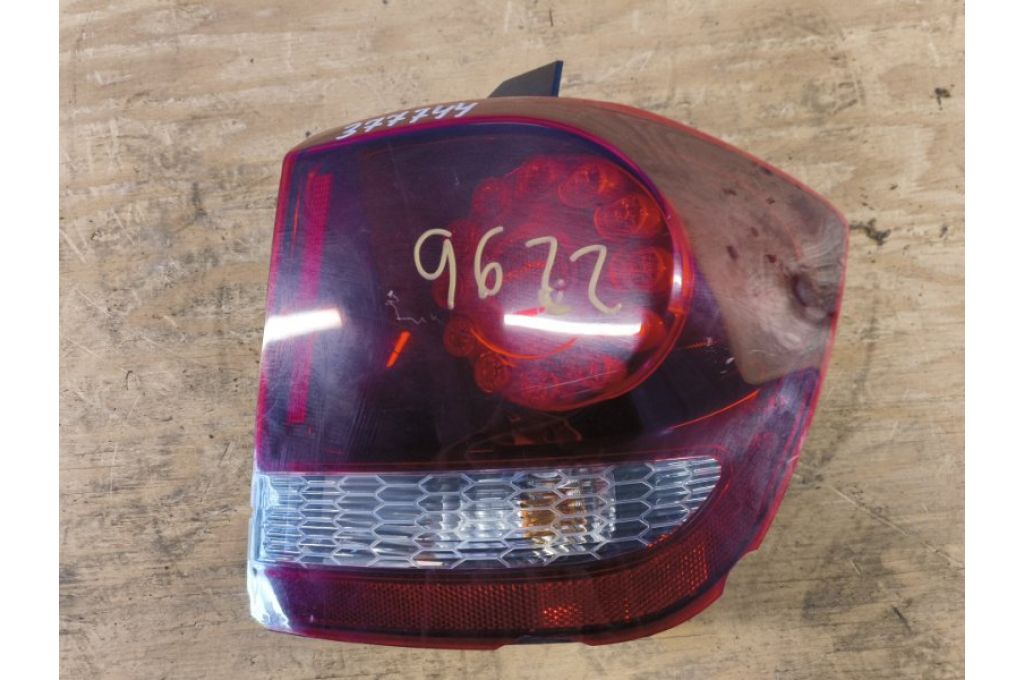 68227 132AA | Lampa Tylna praw. DODGE JOURNEY 08-20 (377744)