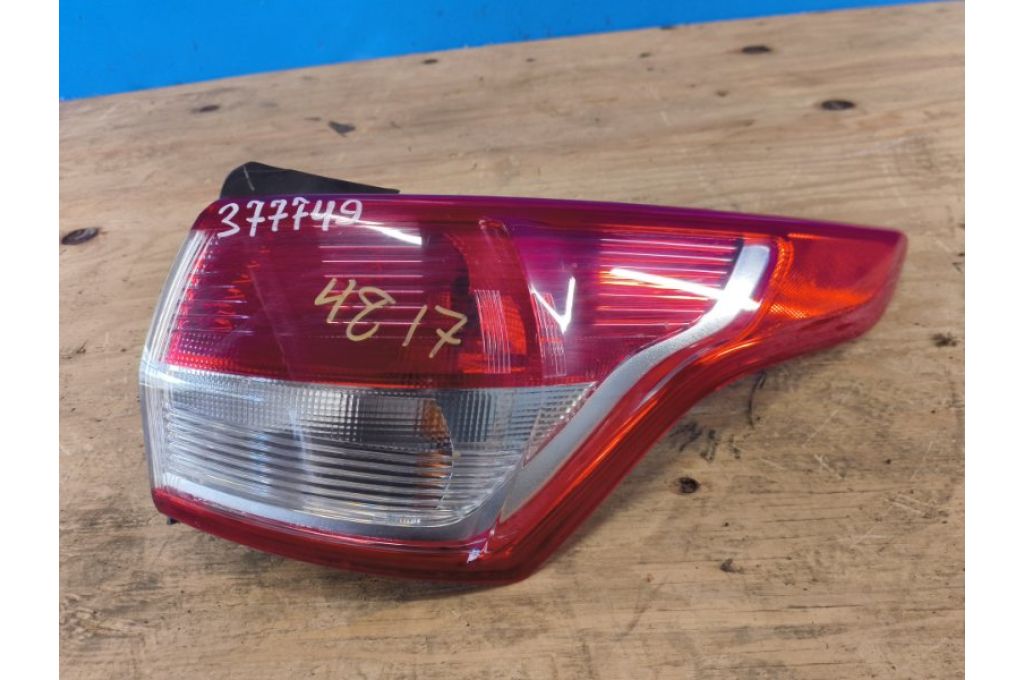 CJ5Z-13404-B | Lampa Tylna praw. FORD ESCAPE 12-19 (377749)