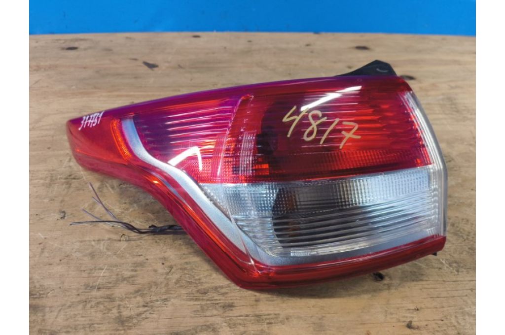 CJ5Z-13405-B | Lampa Tylna lew. FORD ESCAPE 12-19 (377751)
