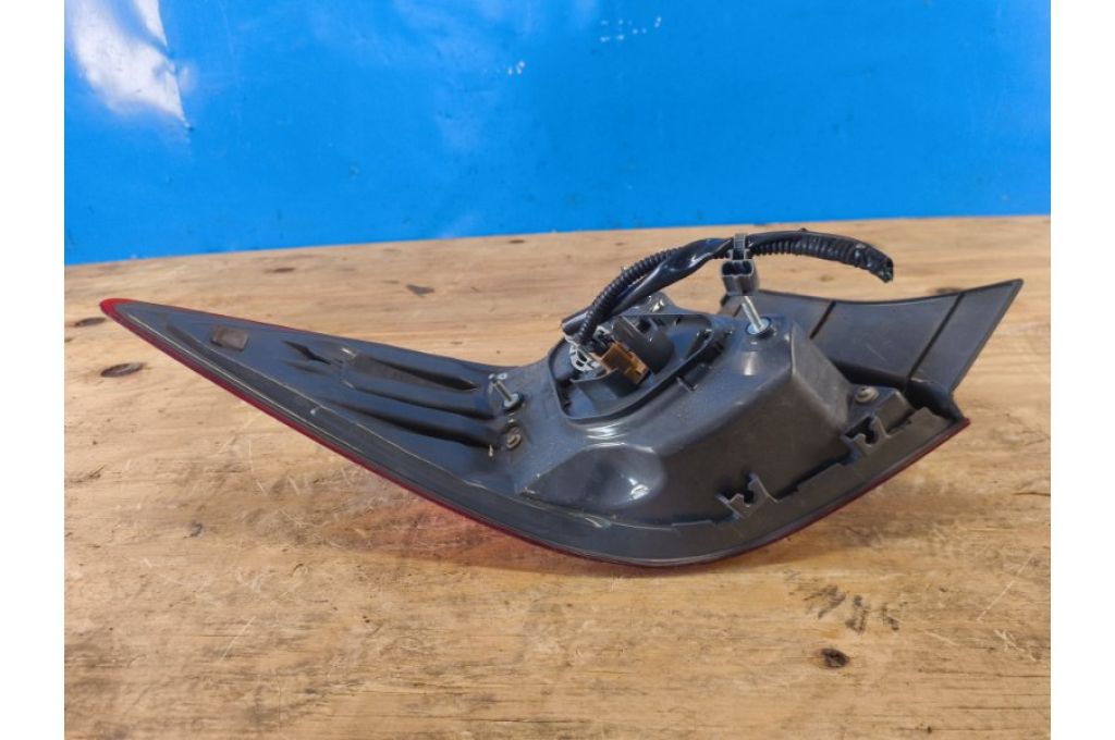 81550-02750 | Lampa Tylna praw. TOYOTA COROLLA 12-19 E180 (377752) - Zdjęcie 7