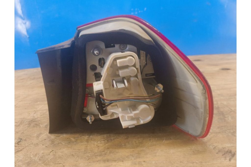 63214871735 | Lampa Tylna lew. BMW 3 SERIES (E90-E93) 2005–2014 (377774) - Zdjęcie 4